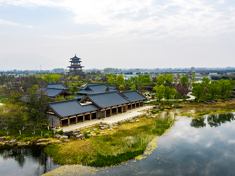 Zgrada drvene konstrukcije jezera Xi'an Meibei